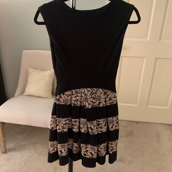 Anthropologie Dress size 0 - Picture 2 of 6